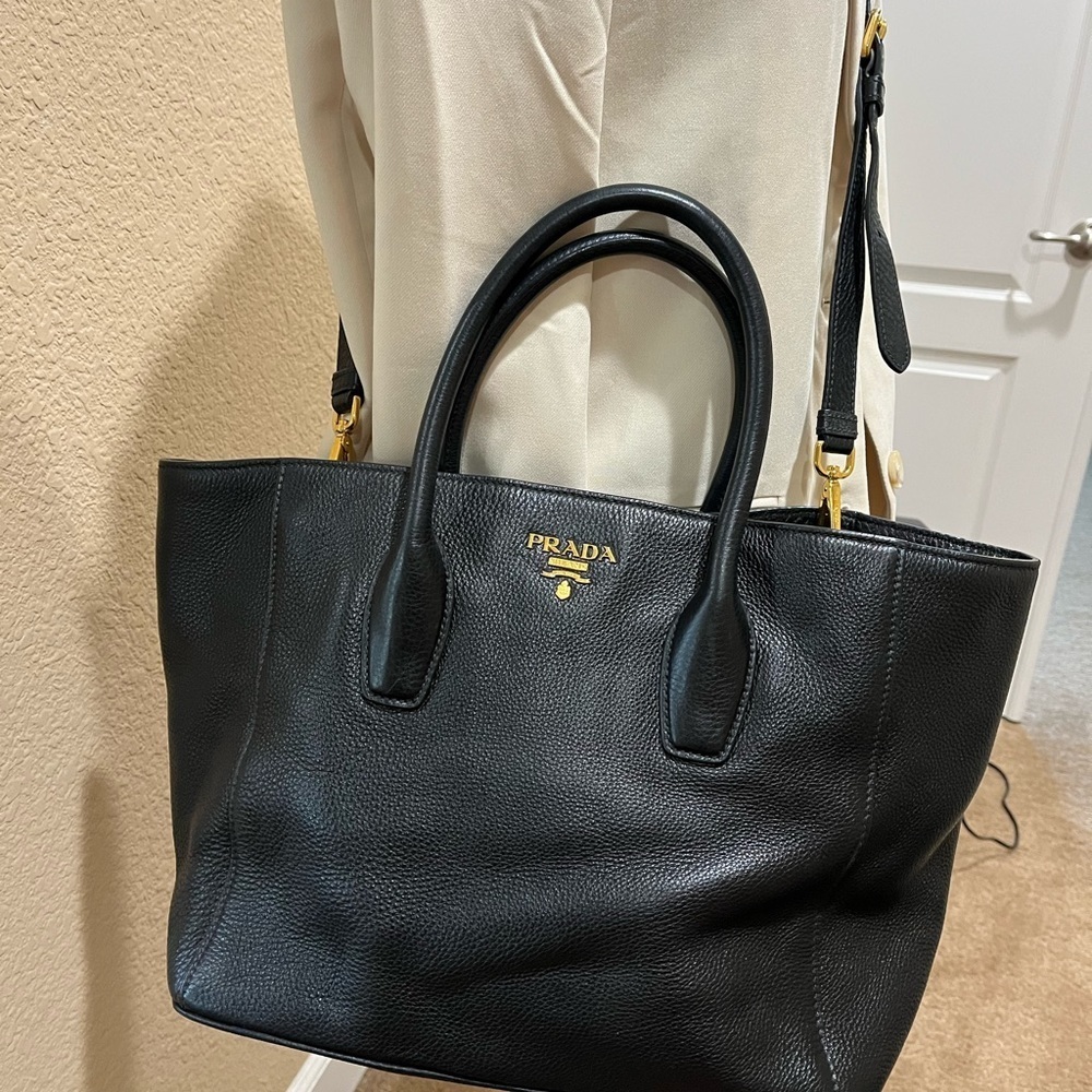 Prada Black Leather Tote Bag - Picture 14 of 15